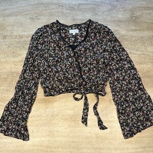 Lost + Wander Cropped Bell Sleeve Blouse